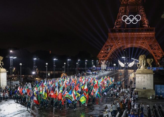 Titre : Une cérémonie d’ouverture des JO à la Paris : entre conformisme et déception