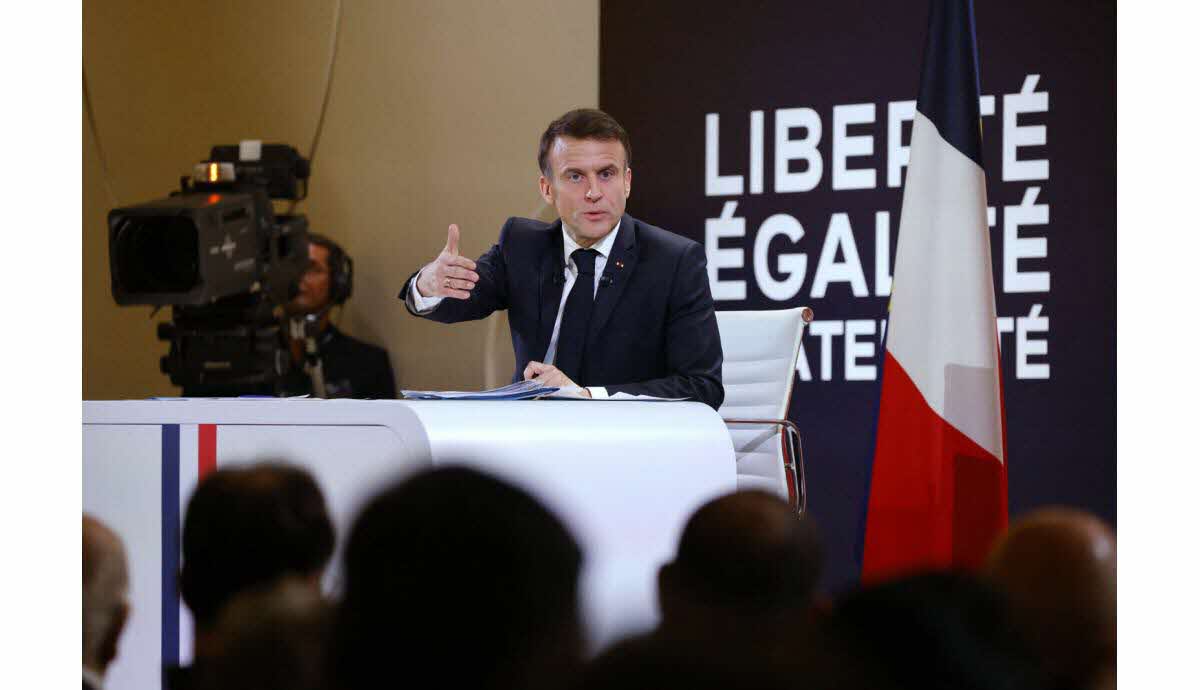 Emmanuel Macron En Quête D’Audace Pour Renouer Avec Les Français