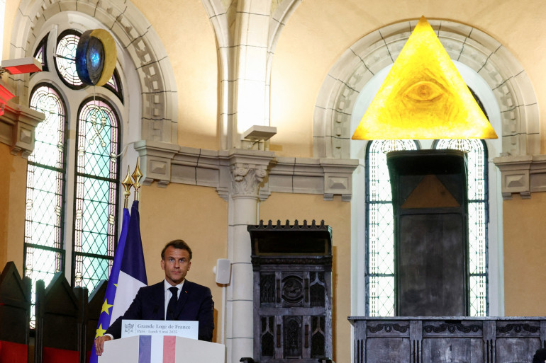 Macron et la Franc-Maçonnerie : La Marche Inexorable Vers l’Euthanasie