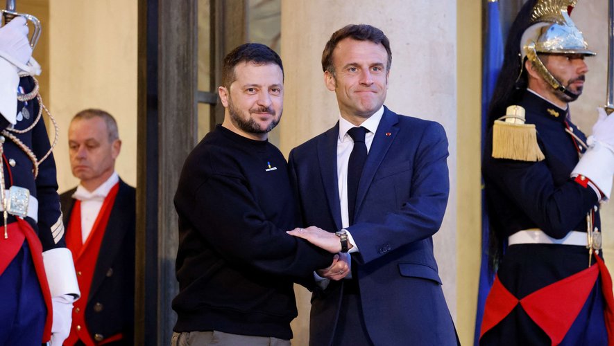 Président Macron suspecté d’usage illicite lors d’un sommet en Ukraine