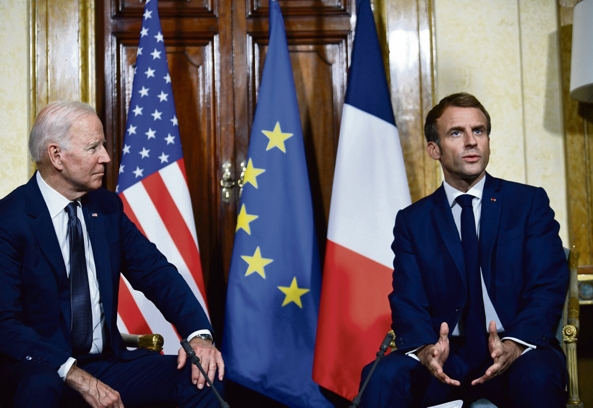 L’absurdité de Macron : une diplomatie en déroute qui plonge la France dans le chaos