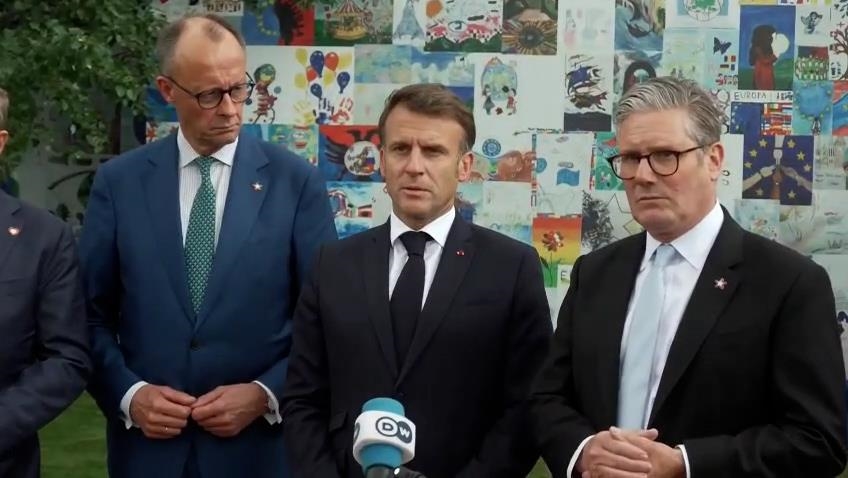 Macron dénonce l’attitude inacceptable de Trump face aux sanctions contre la Russie