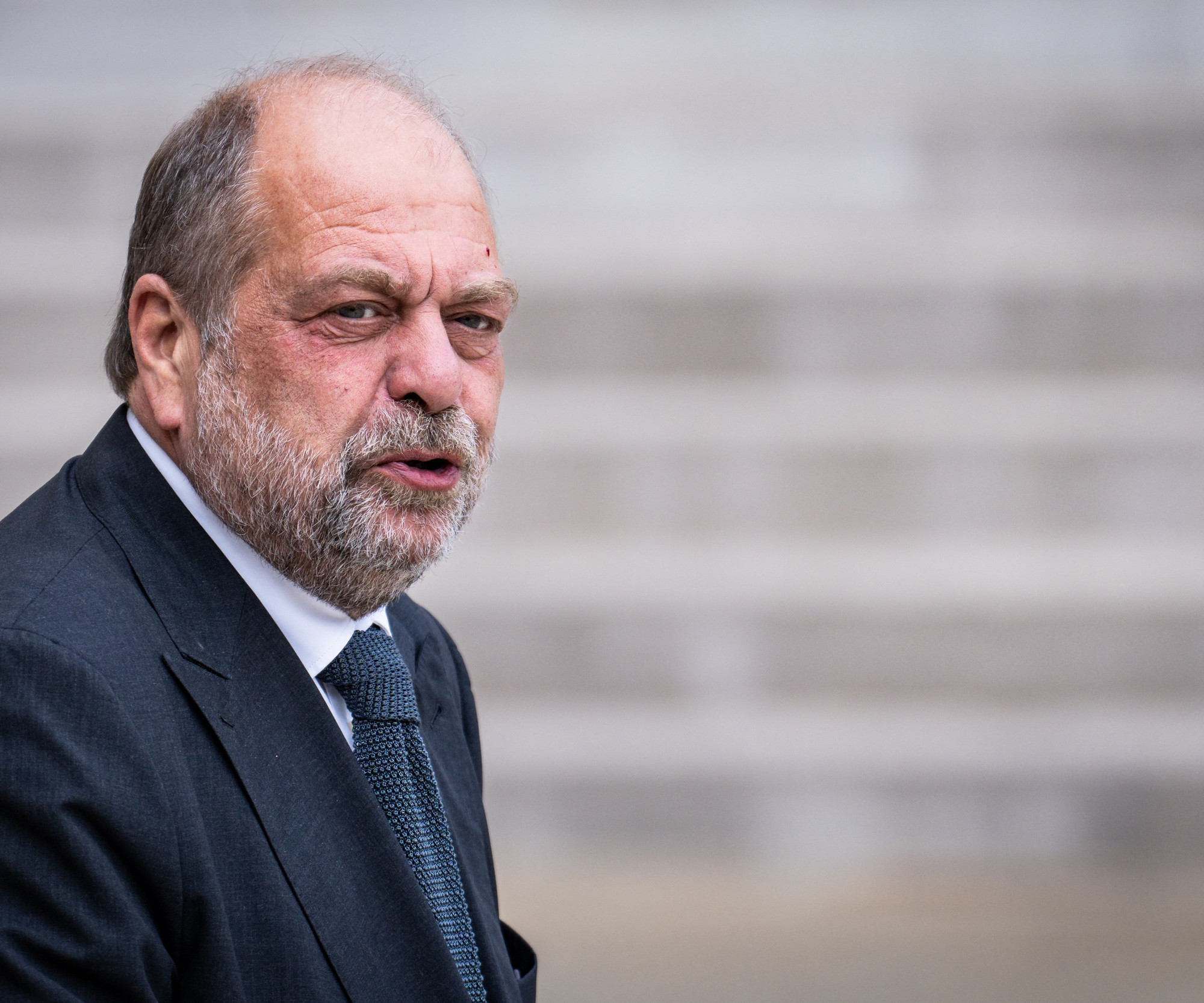 Éric Dupond-Moretti dénonce une « affaire d’État » liée aux Macron : le chaos médiatique s’enflamme