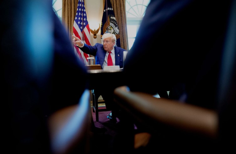 Trump et ses alliés plongent l’économie américaine dans le chaos financier