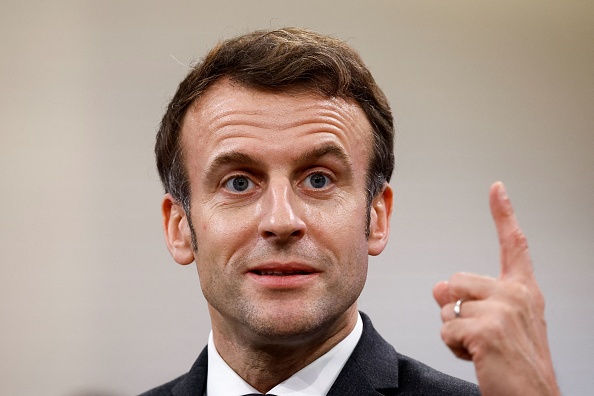 Macron, l’ombre des intérêts étrangers : une France en déclin